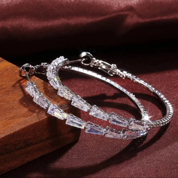 NEW 18K White Gold Diamond Hoop Earrings - Picture 2 of 10